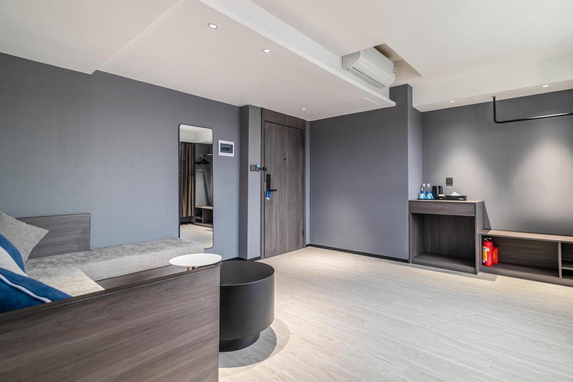 Insail Hotels Гуанджоу Екстериор снимка